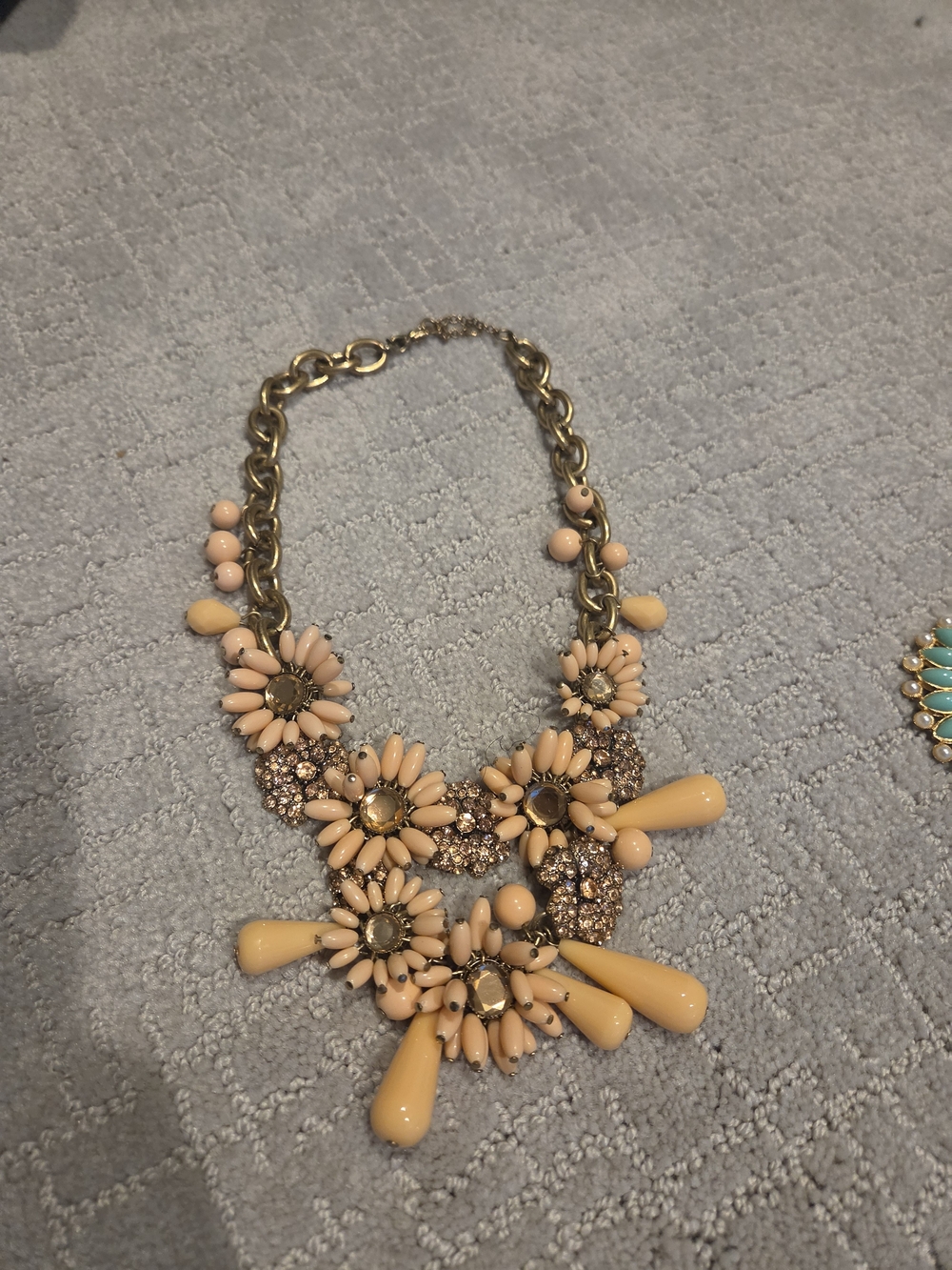Statement Necklaces - Picture 4 of 4